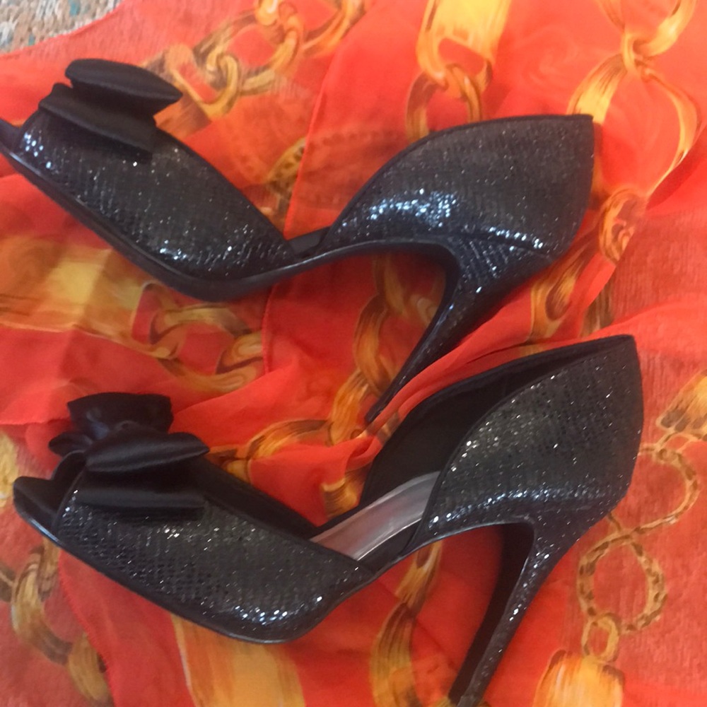 Shoemint Black  Bow  D’ Orsay peep toe glitter
